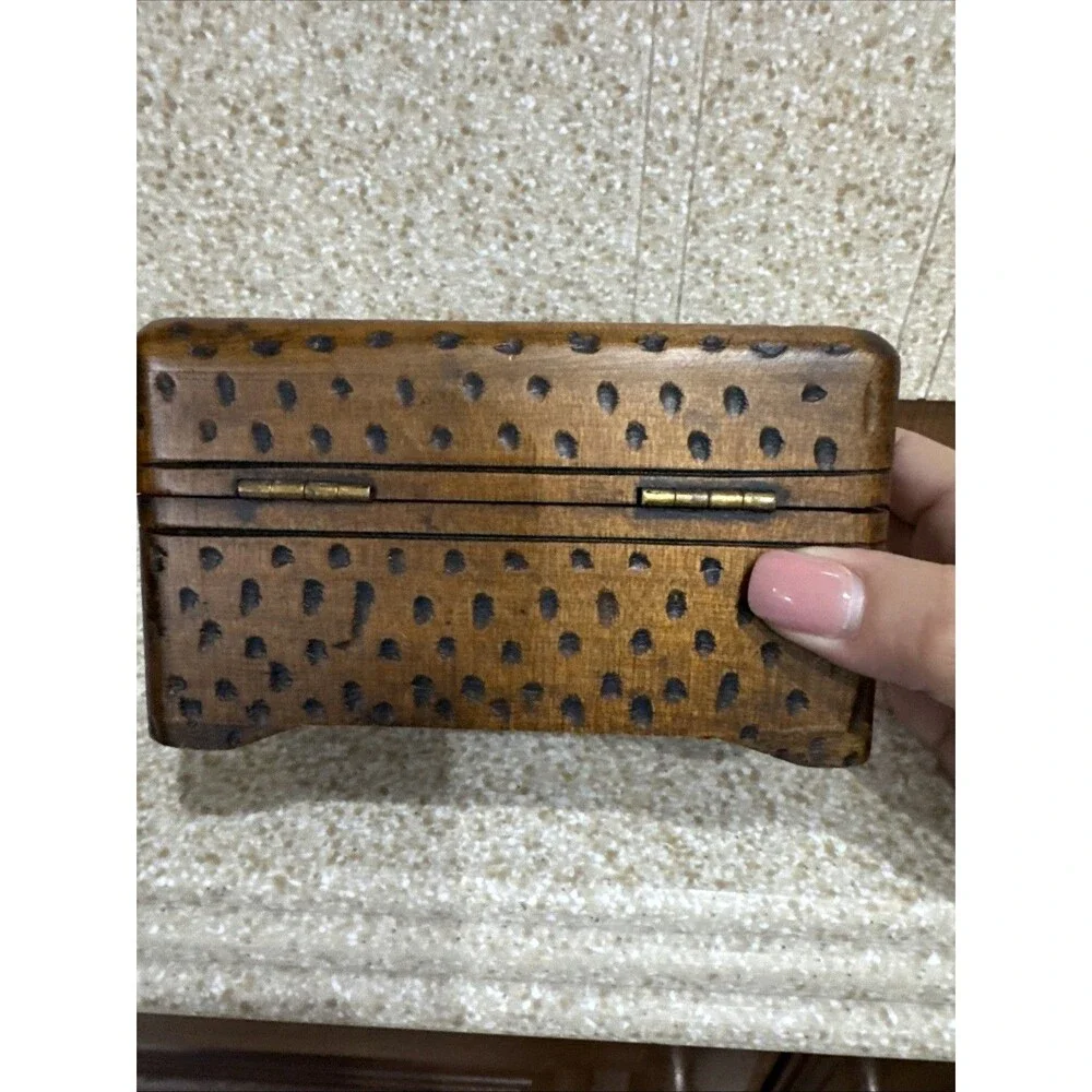 Unbranded this vintage
